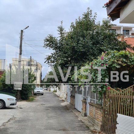 Продажба Тристаен апартамент гр.Бургас