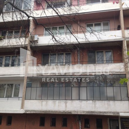 Продажба Тристаен апартамент гр.Бургас